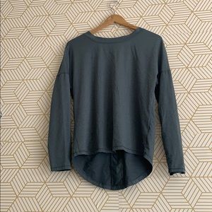 Green yoga/pilates top